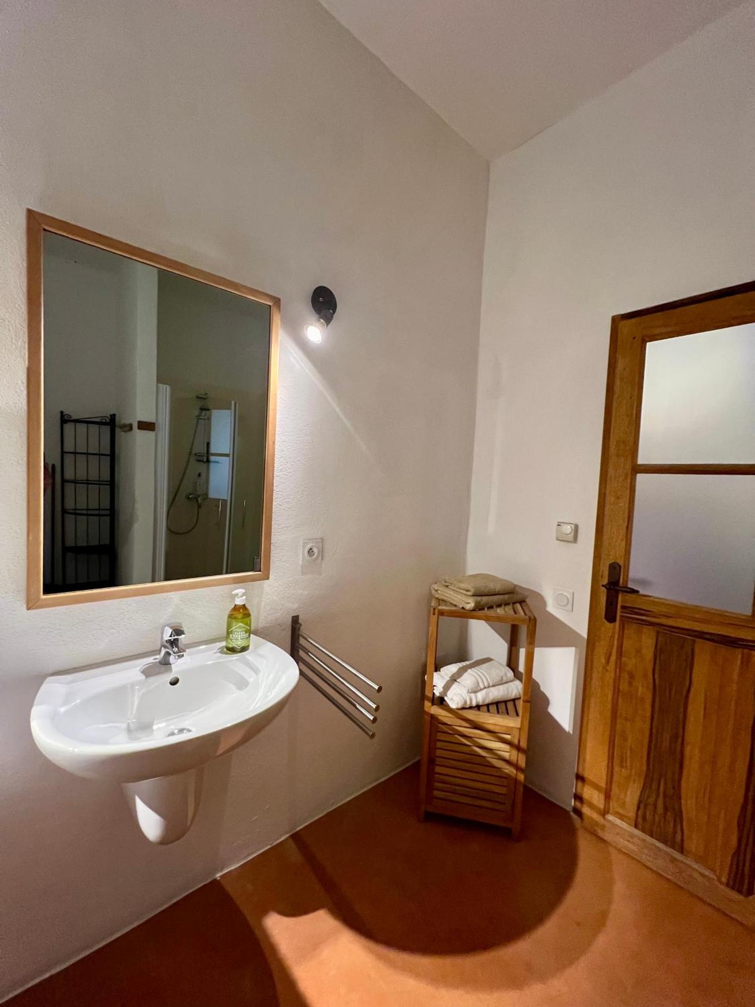 Vinauberge Poilhes المظهر الخارجي الصورة