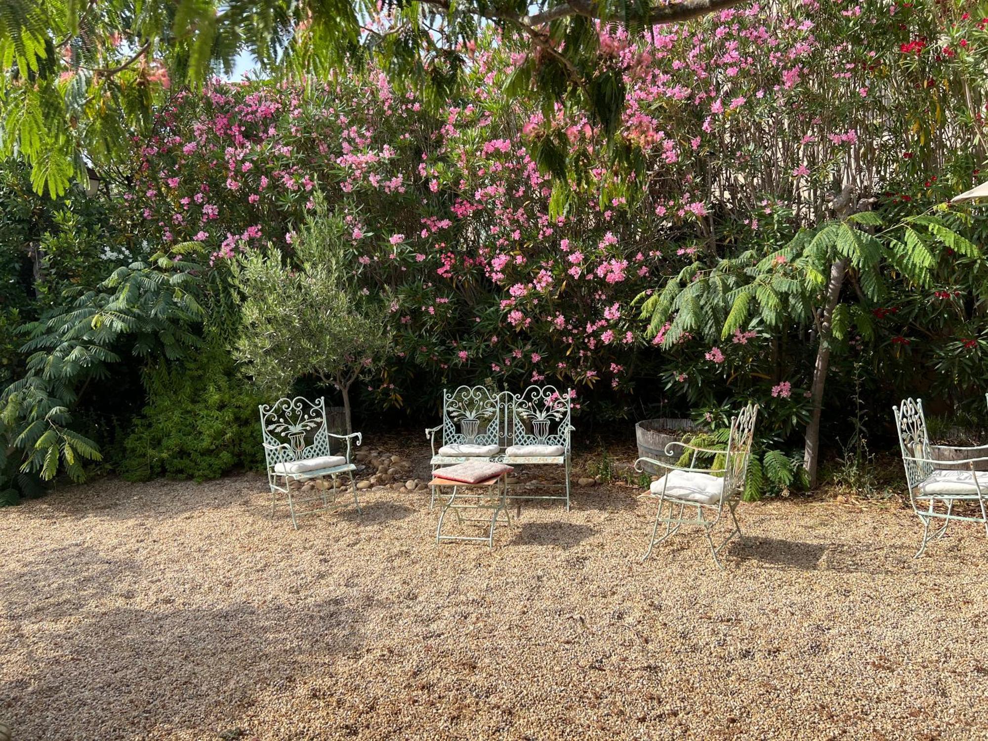 Vinauberge Poilhes المظهر الخارجي الصورة